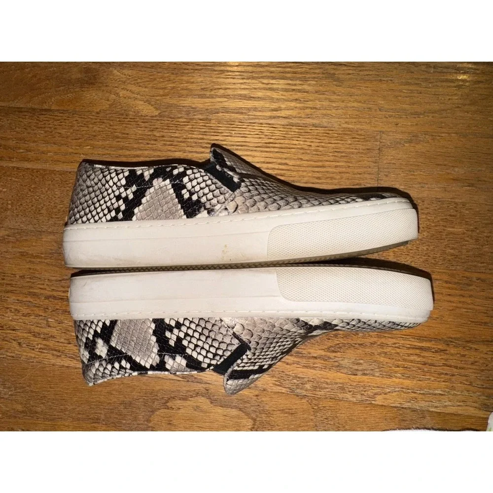 TORY BURCH womens size 7 Slip On Sneakers Snake Print Embossed Shoes loafers